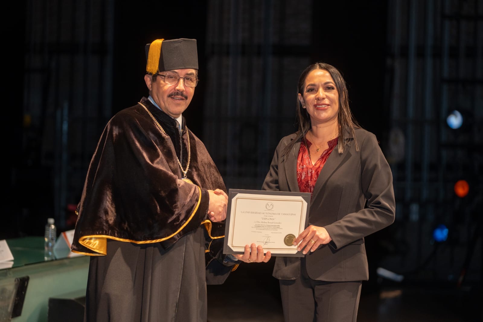 Reconoce la UAT a investigadora con el premio “Dr. Norberto Treviño Zapata