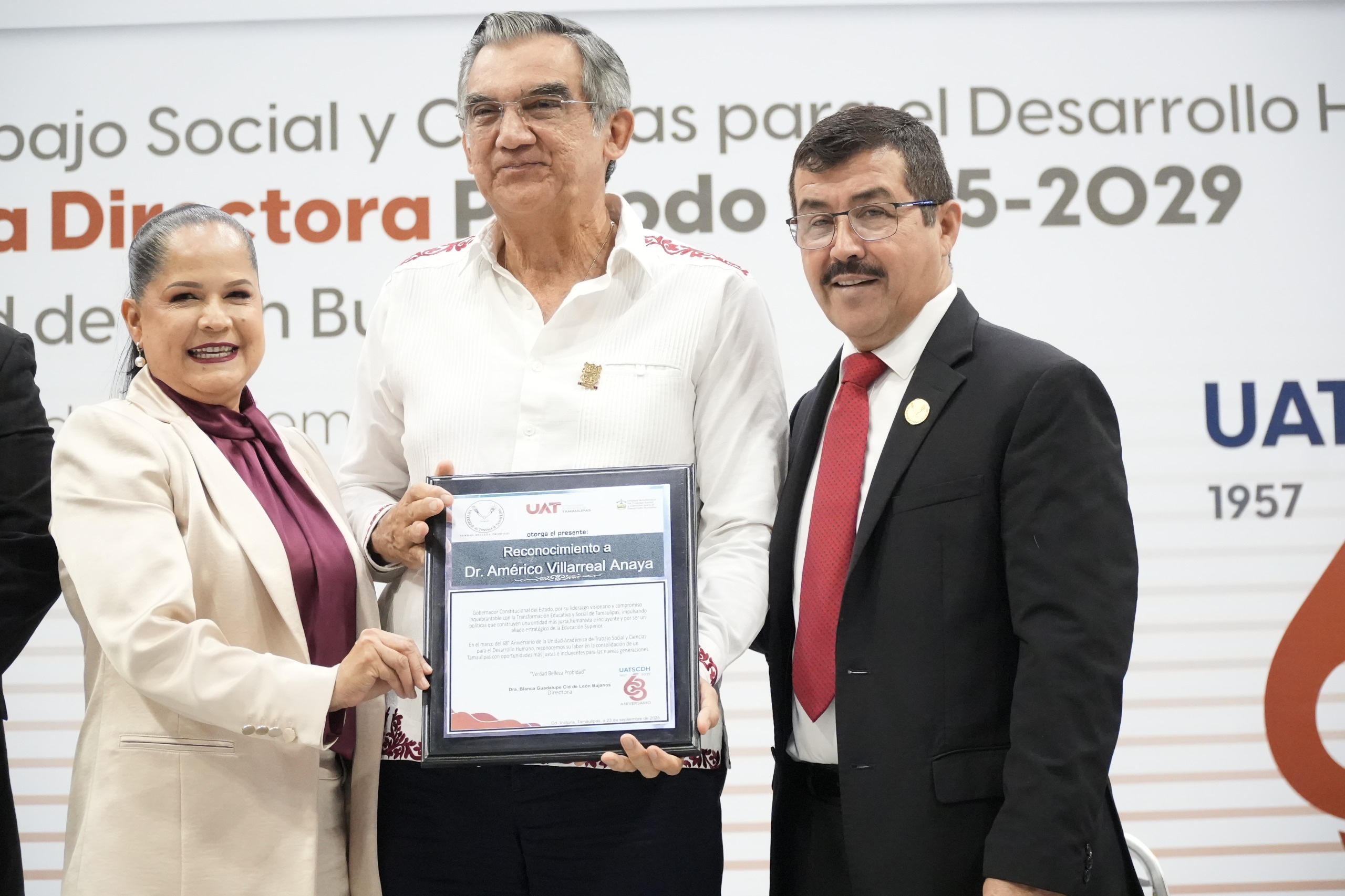 Destaca gobernador compromiso de la UAT con el bienestar social de Tamaulipas 