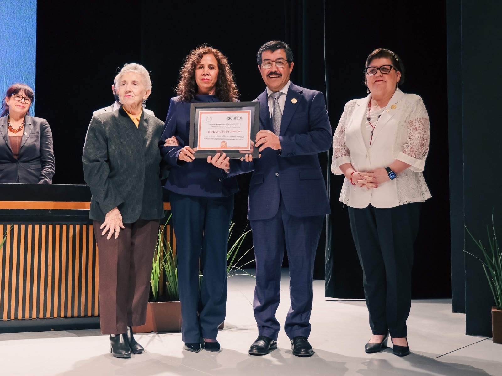 Hito histórico. La UAT alcanza el 100% de excelencia académica: Rector Dámaso Anaya
