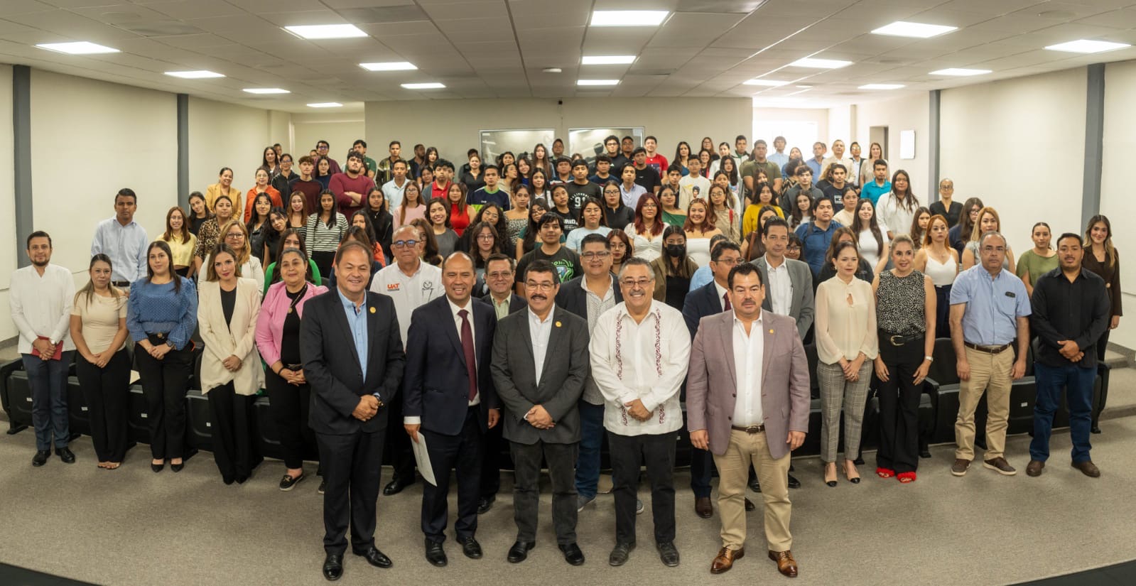 Exponen en la UAT conferencia “Voto Migrante, Elecciones 2027